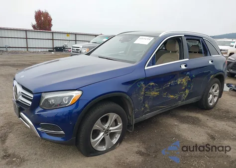 2018 Mercedes-Benz Glc 300 4Matic z USA, uszkodzony, nr VIN WDC0G4KB0JV086622